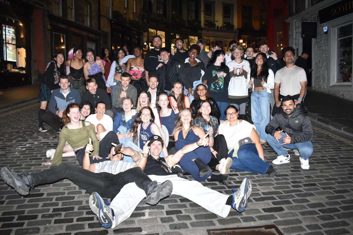 Pack photo on Victoria Street
