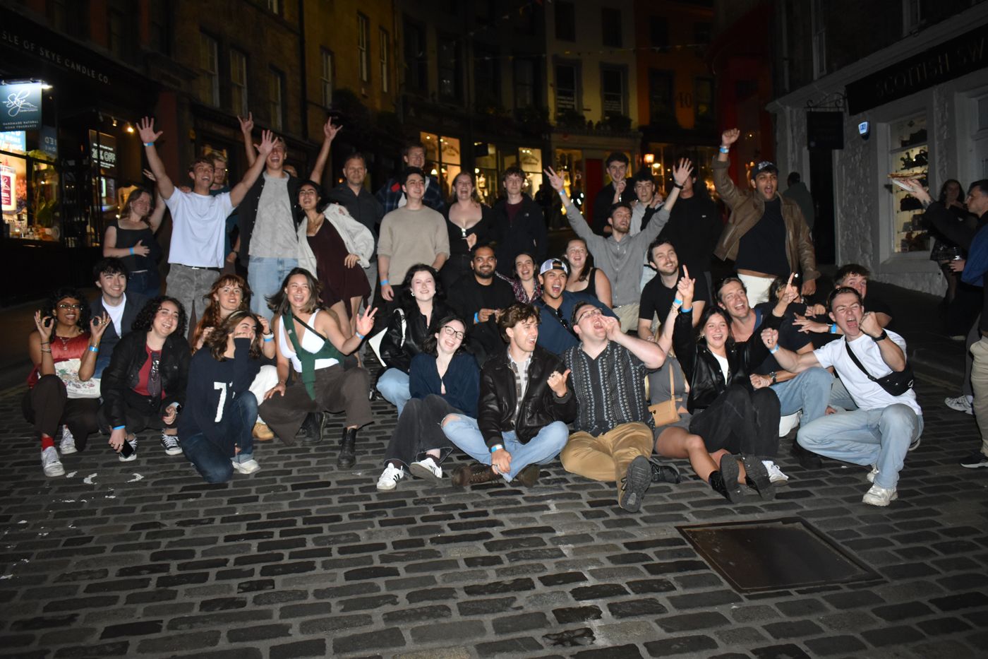 Hands up on Victoria Street